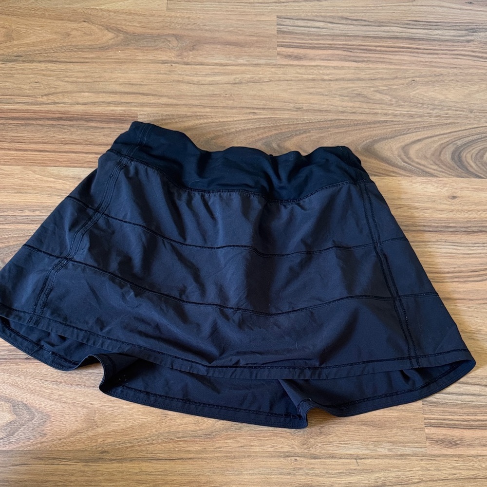 Black Lululemon Pace Rival Tennis Skirt - Size 6